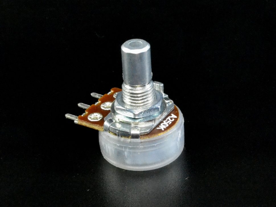 Remate alpha liso placa